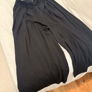 Zara black Pleated wide leg pants